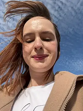 Snapshot of hani_obsessed chatting on February 7, 10:41 am hani obsessed online show from February 7, 10:41 am