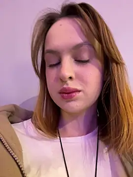 Snapshot of hani_obsessed chatting on February 26, 1:21 pm hani obsessed online show from February 26, 1:21 pm