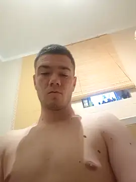 szymoek online show from December 4, 2:26 pm