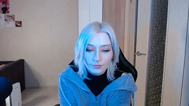 SophiaLur online show from November 29, 12:08 pm