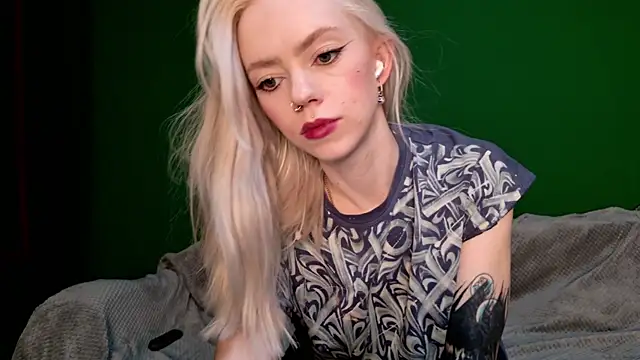 jane-booblegum online show from November 30, 3:27 pm