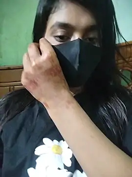 Snapshot of Disha_Nur0 chatting on June 12, 7:02 pm Disha Nur0 online show from June 12, 7:02 pm