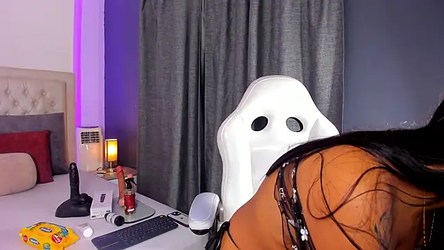 violeta santanna online show from January 10, 8:10 pm