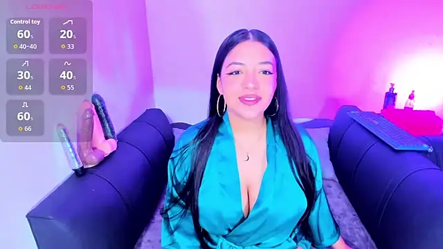 evelisse  online show from February 19, 3:46 am