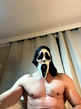 Luna MaskedMan online show from November 30, 9:19 pm