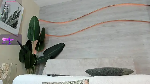 Snapshot of Katrina_lex chatting on February 6, 12:19 pm Katrina lex online show from February 6, 12:19 pm