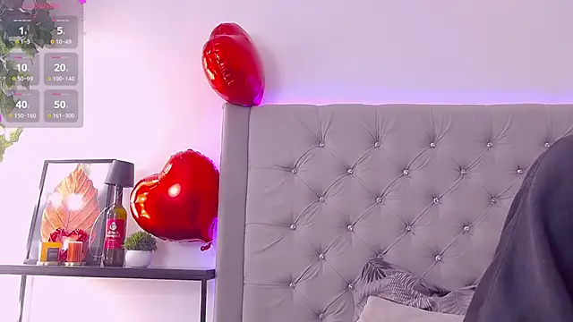 Snapshot of ArielEvans chatting on February 23, 3:48 am ArielEvans online show from February 23, 3:48 am