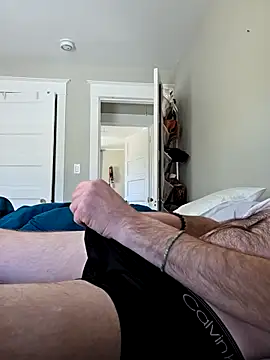 Snapshot of SamuelRed_19 chatting on March 1, 6:43 pm SamuelRed 19 online show from March 1, 6:43 pm