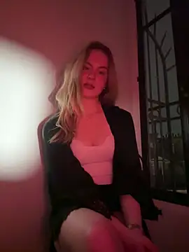 Snapshot of Josefinswe chatting on November 27, 8:33 pm Josefinswe online show from November 27, 8:33 pm