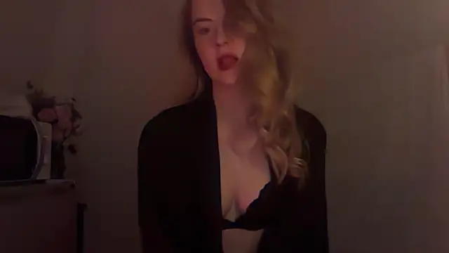 Snapshot of Josefinswe chatting on February 27, 7:47 pm Josefinswe online show from February 27, 7:47 pm