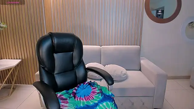 ZaraKafruni online show from February 12, 4:07 am