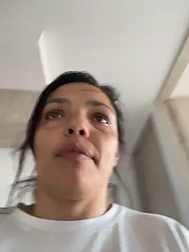 LaraDanverss online show from April 4, 9:01 pm