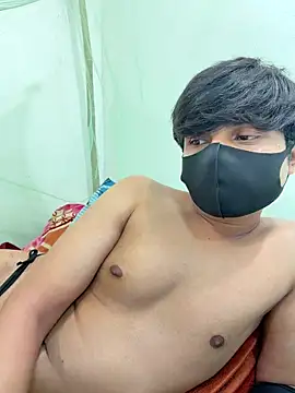 Snapshot of syndyc1 chatting on March 1, 6:48 am syndyc1 online show from March 1, 6:48 am