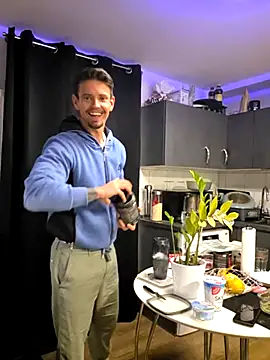 Mystery Mark online show from April 12, 7:41 pm