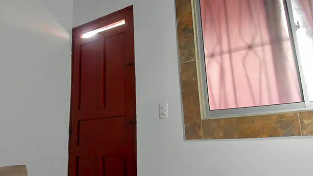 Snapshot of Amoneth_Xx chatting on February 5, 7:40 pm Amoneth Xx online show from February 5, 7:40 pm