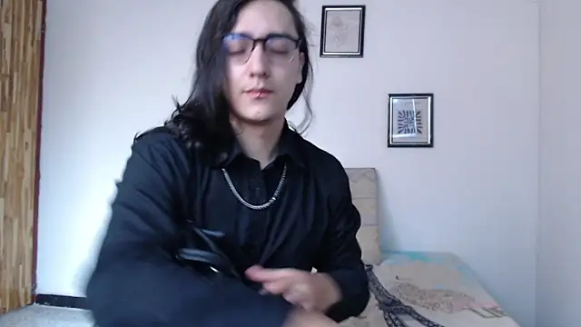 Snapshot of Amoneth_Xx chatting on February 27, 12:05 pm Amoneth Xx online show from February 27, 12:05 pm