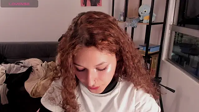 iam Nikki online show from April 27, 6:00 am