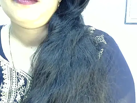 Muskan Jha online show from April 24, 1:30 am
