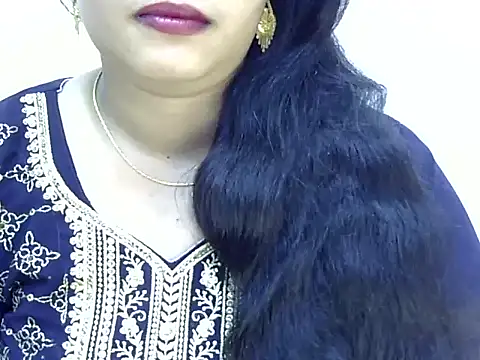 Snapshot of Muskan_Jha chatting on May 13, 2:53 am Muskan Jha online show from May 13, 2:53 am