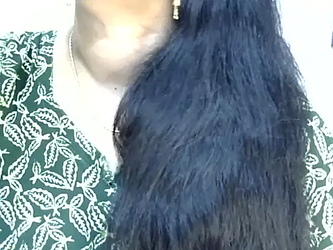 Snapshot of Muskan_Jha chatting on May 20, 2:12 pm Muskan Jha online show from May 20, 2:12 pm