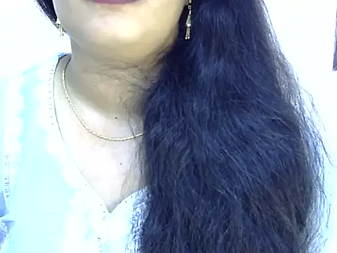 Snapshot of Muskan_Jha chatting on May 21, 2:18 am Muskan Jha online show from May 21, 2:18 am