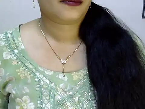 Snapshot of Muskan_Jha chatting on June 18, 1:15 pm Muskan Jha online show from June 18, 1:15 pm
