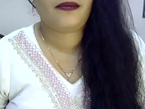 Snapshot of Muskan_Jha chatting on June 19, 2:27 am Muskan Jha online show from June 19, 2:27 am