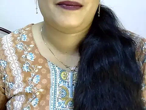 Muskan Jha online show from June 24, 2:05 pm