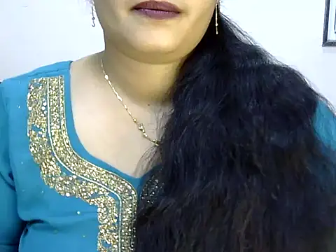 Muskan Jha online show from July 8, 1:48 pm