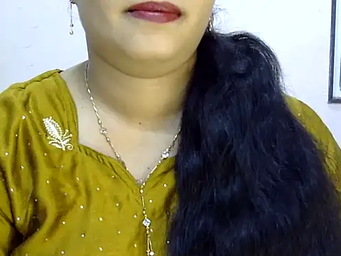 Muskan Jha online show from July 19, 2:04 am