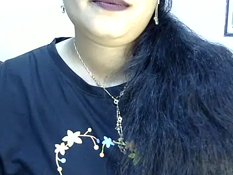 Muskan Jha online show from July 21, 2:19 pm