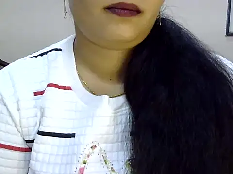 Muskan Jha online show from July 23, 10:46 am