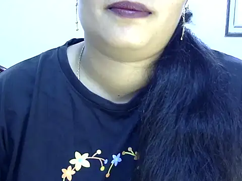 Muskan Jha online show from August 5, 7:00 am