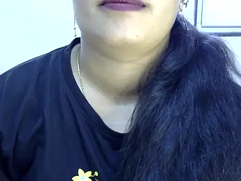 Muskan Jha online show from August 8, 7:10 am