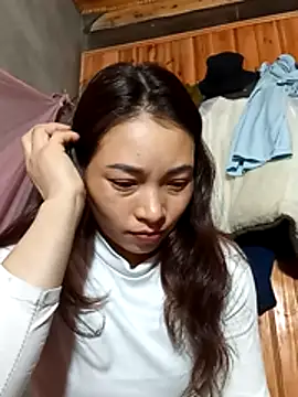 Snapshot of _Su-Su_ chatting on February 14, 2:25 pm Su-Su online show from February 14, 2:25 pm