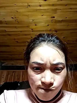Snapshot of _Su-Su_ chatting on February 17, 2:35 pm Su-Su online show from February 17, 2:35 pm