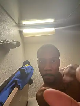 slickotto98 online show from November 16, 10:32 am