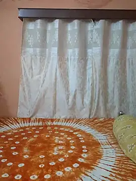 Cute-richa1 online show from March 17, 1:58 pm