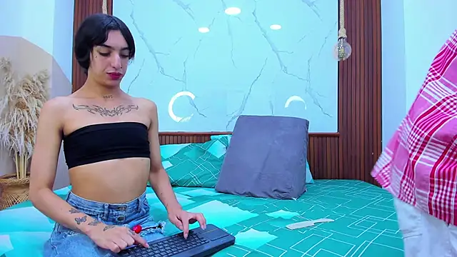 Loversinfire2 online show from March 16, 1:44 am