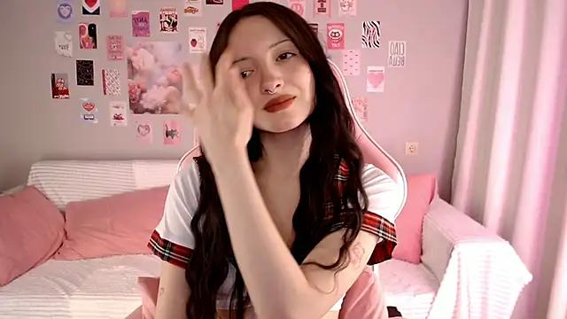 Snapshot of Lexi_Bottom chatting on January 6, 2:04 am Lexi Bottom online show from January 6, 2:04 am