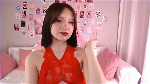 Snapshot of Lexi_Bottom chatting on February 17, 2:08 am Lexi Bottom online show from February 17, 2:08 am