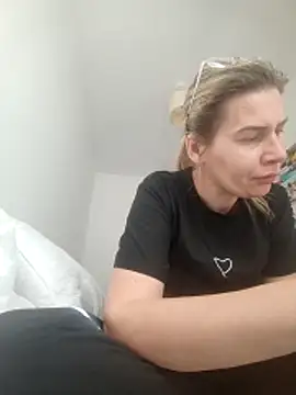 NaughtyClaudia  online show from February 24, 10:24 am