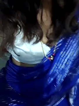 Snapshot of Premalatha_28 chatting on February 6, 6:00 pm Premalatha 28 online show from February 6, 6:00 pm