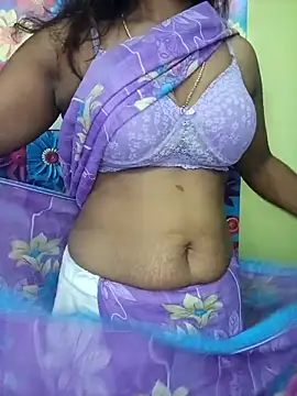 Snapshot of Premalatha_28 chatting on February 15, 8:05 pm Premalatha 28 online show from February 15, 8:05 pm