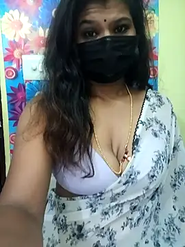 Snapshot of Premalatha_28 chatting on February 17, 5:52 pm Premalatha 28 online show from February 17, 5:52 pm