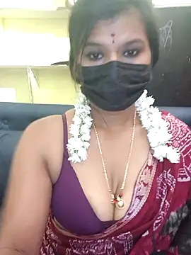 Snapshot of Premalatha_28 chatting on March 7, 6:05 pm Premalatha 28 online show from March 7, 6:05 pm