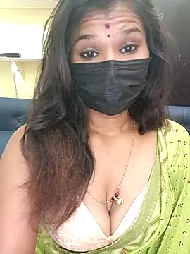 Snapshot of Premalatha_28 chatting on March 9, 7:07 pm Premalatha 28 online show from March 9, 7:07 pm