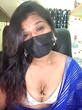 Snapshot of Premalatha_28 chatting on April 3, 6:17 pm Premalatha 28 online show from April 3, 6:17 pm