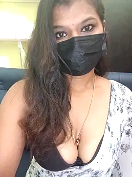 Snapshot of Premalatha_28 chatting on April 5, 7:22 pm Premalatha 28 online show from April 5, 7:22 pm
