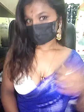 Snapshot of Premalatha_28 chatting on April 8, 4:40 pm Premalatha 28 online show from April 8, 4:40 pm